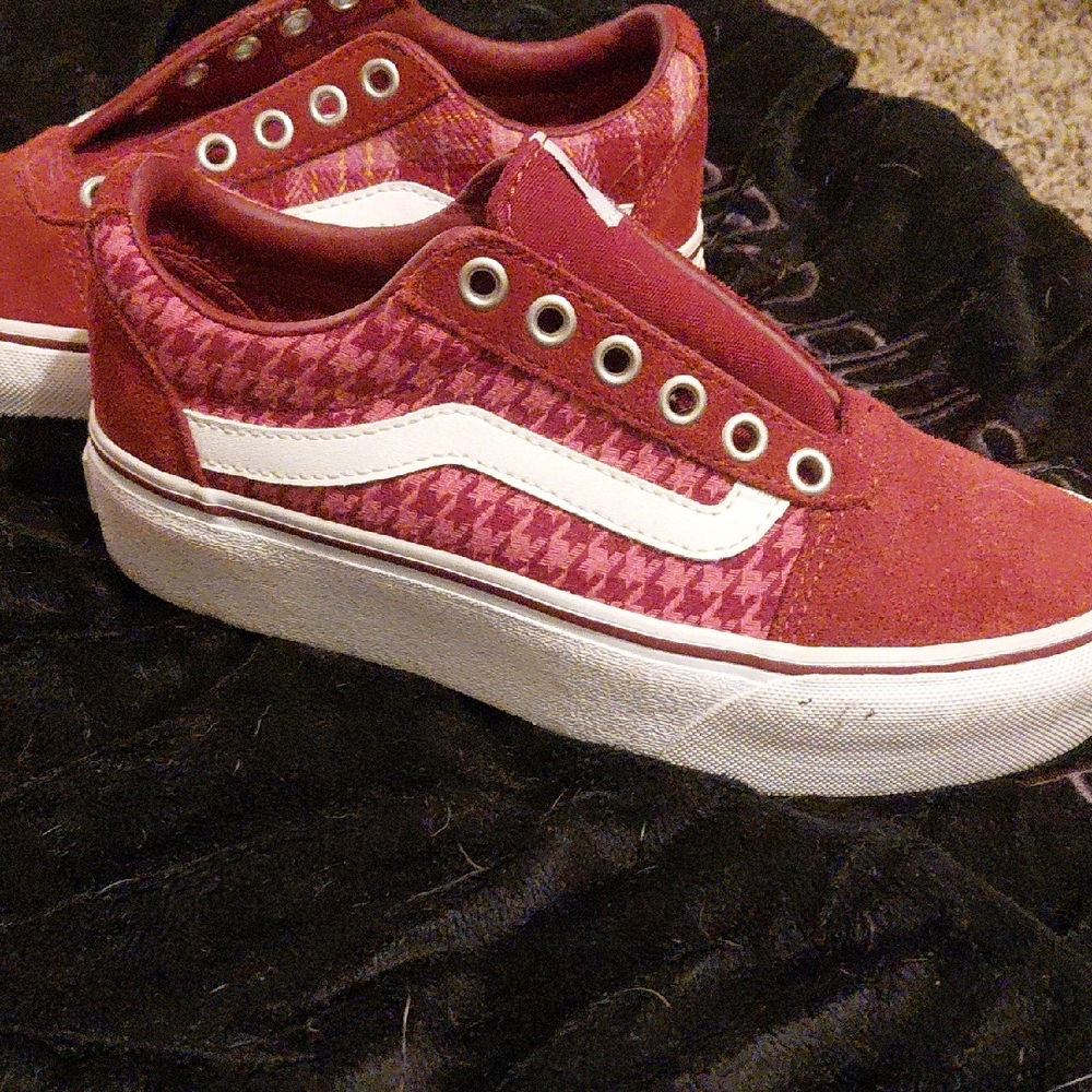 Vans Women's  Sneakers in Red and White